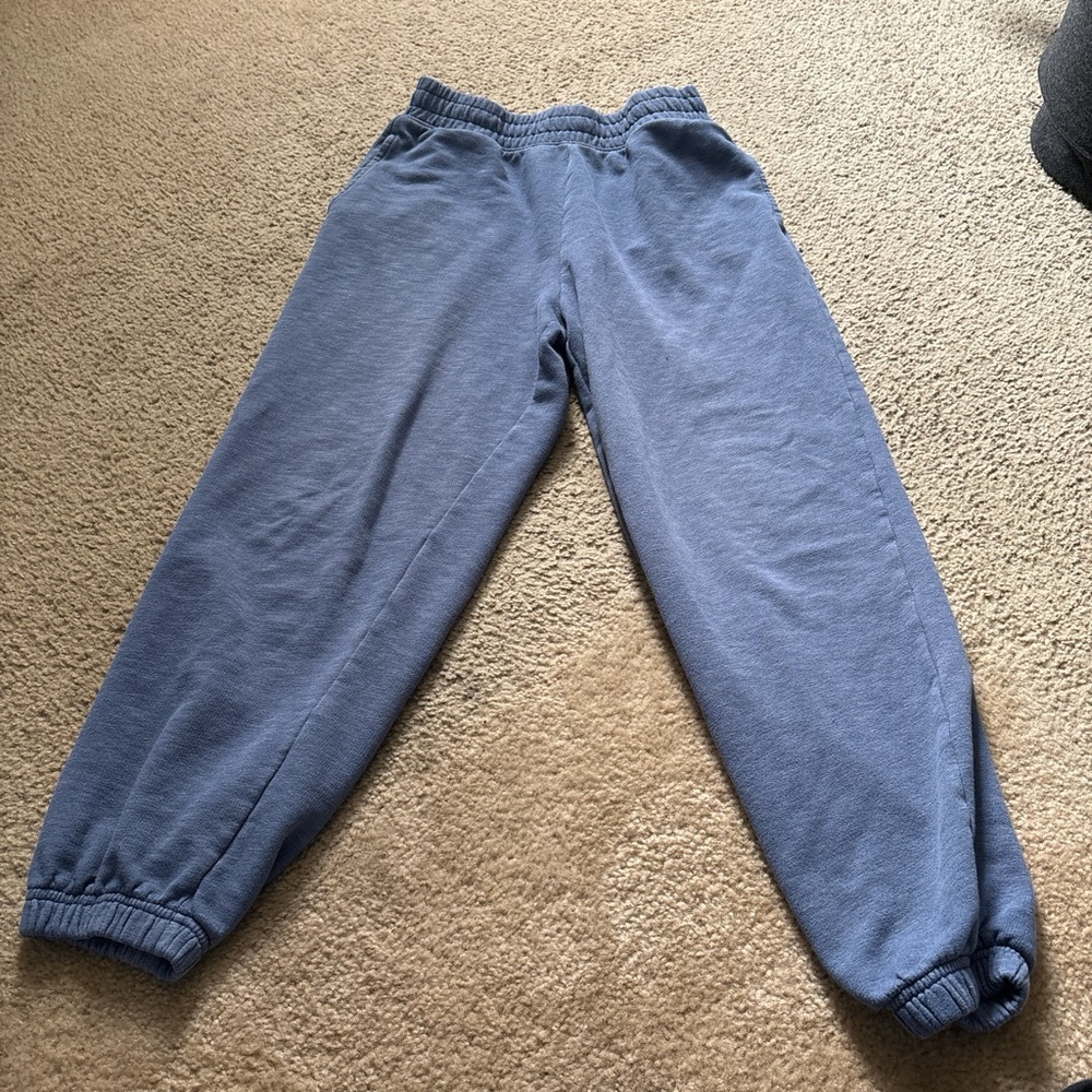 american eagle sweats